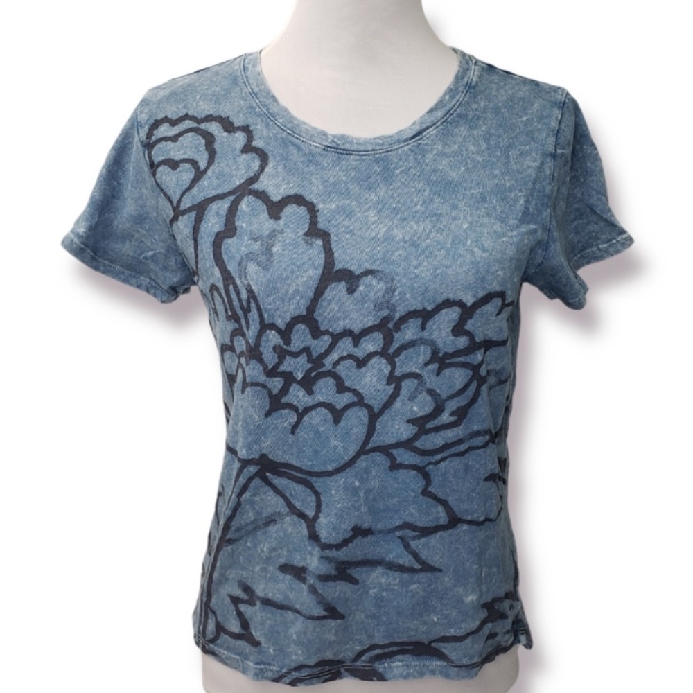 Lucky Brand Cropped Tee Shirt Faded Wash Floral Size Medium